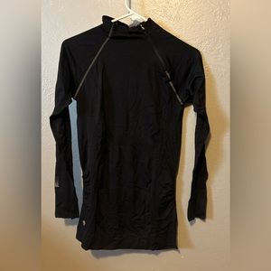 Clearance! Athleta Finish Fast Asymmetrical Pull-On Top. Medium. Running.